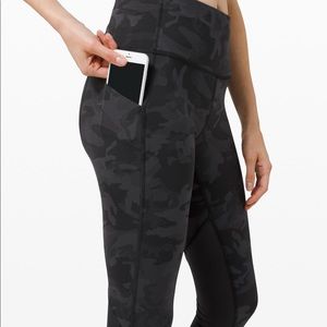 Pace Rival Mid Rise Crop *22 Size 4